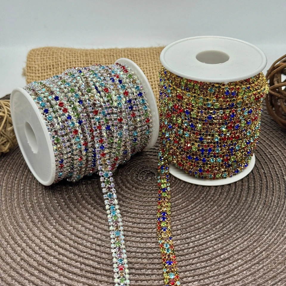 Цепі камні на бабінах ss8+ss16+ss8 кольорові (10 ярдів), золото