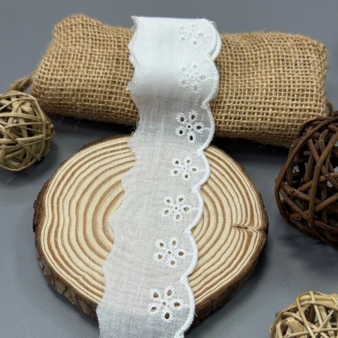 Мереживо прошва 8036 (160ярд./146,3 м.), Білий