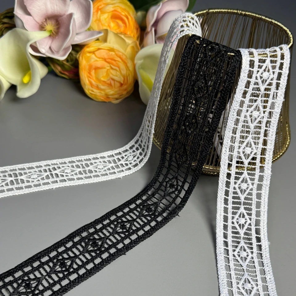 Мереживо поліестер ВВ102906 4 см.(30 ярдів/27.3 м.), білий