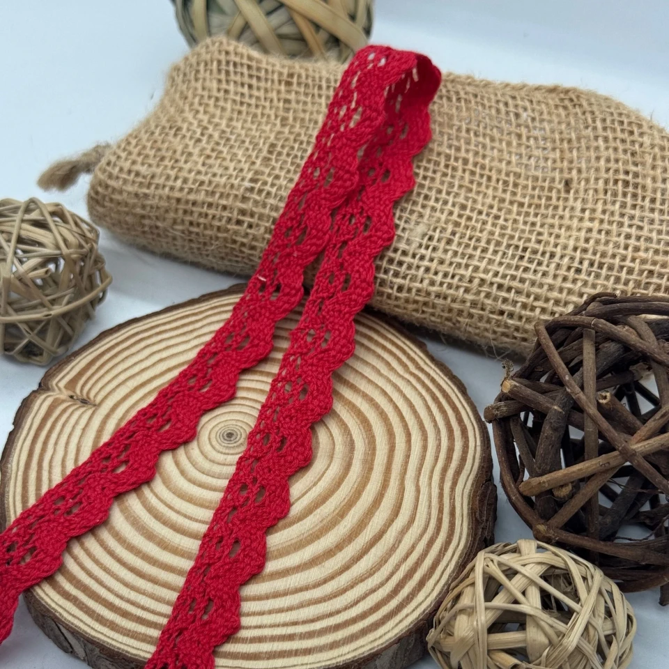 Мереживо макраме 8284 2см.(300 ярдів/274,3 м.), червоний
