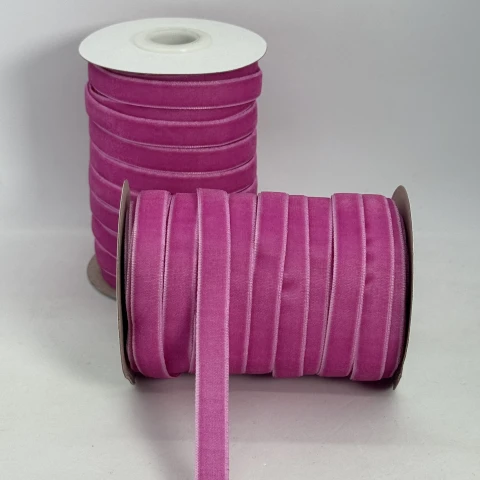 Стрічка оксамит 1 см (25 ярдів/22,75 м.), 82 малиновий