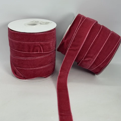 Стрічка оксамит 2 см (25 ярдів/22,75 м.), 26 кораловий