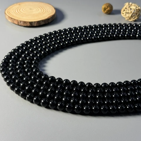 Перли на нитці 12 мм 1 кг, чорний