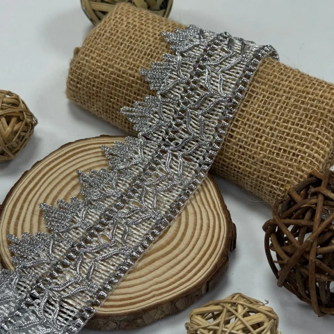 Тасьма люрекс 13-8193 (20 ярдів/18,28 м.), срібло