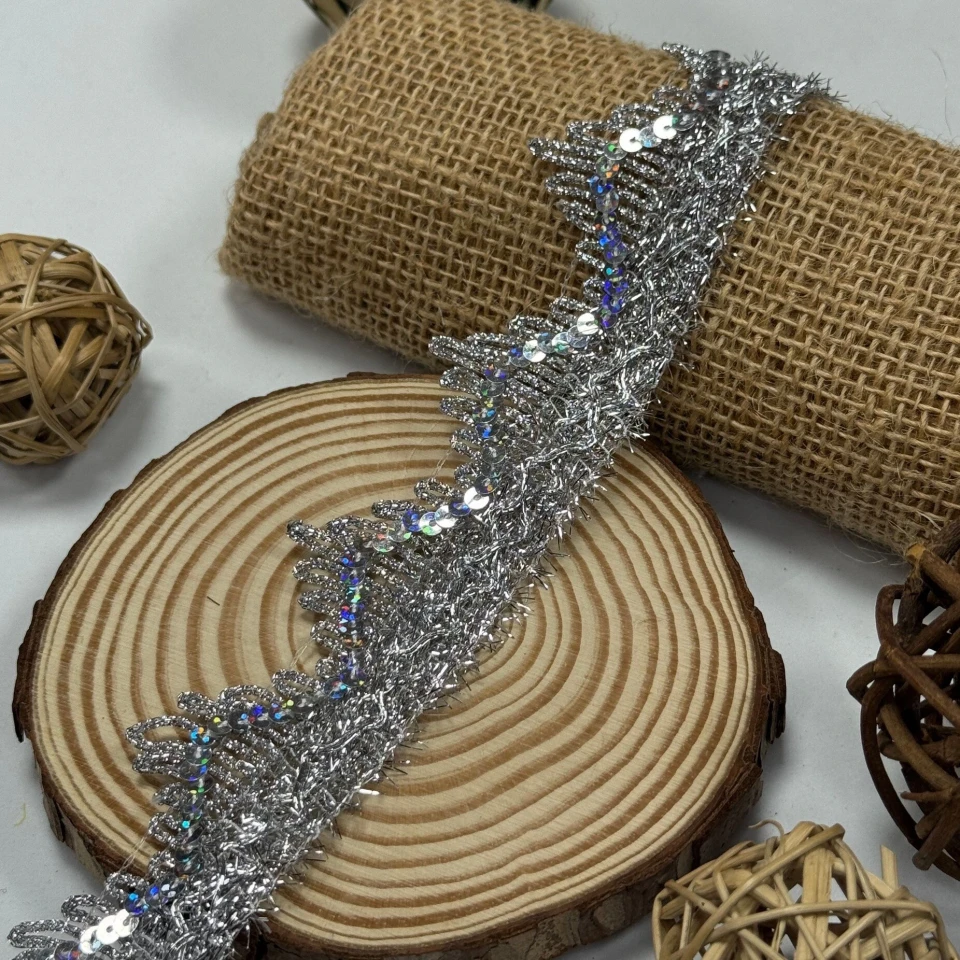 Тасьма люрекс 13-976 (20 ярдів/18,28 м.), срібло