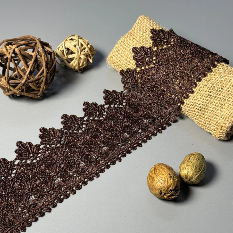 Мереживо поліестер 184 9 см. 9 см.(19-19.5 метрів), коричневий (19.5 метрів)