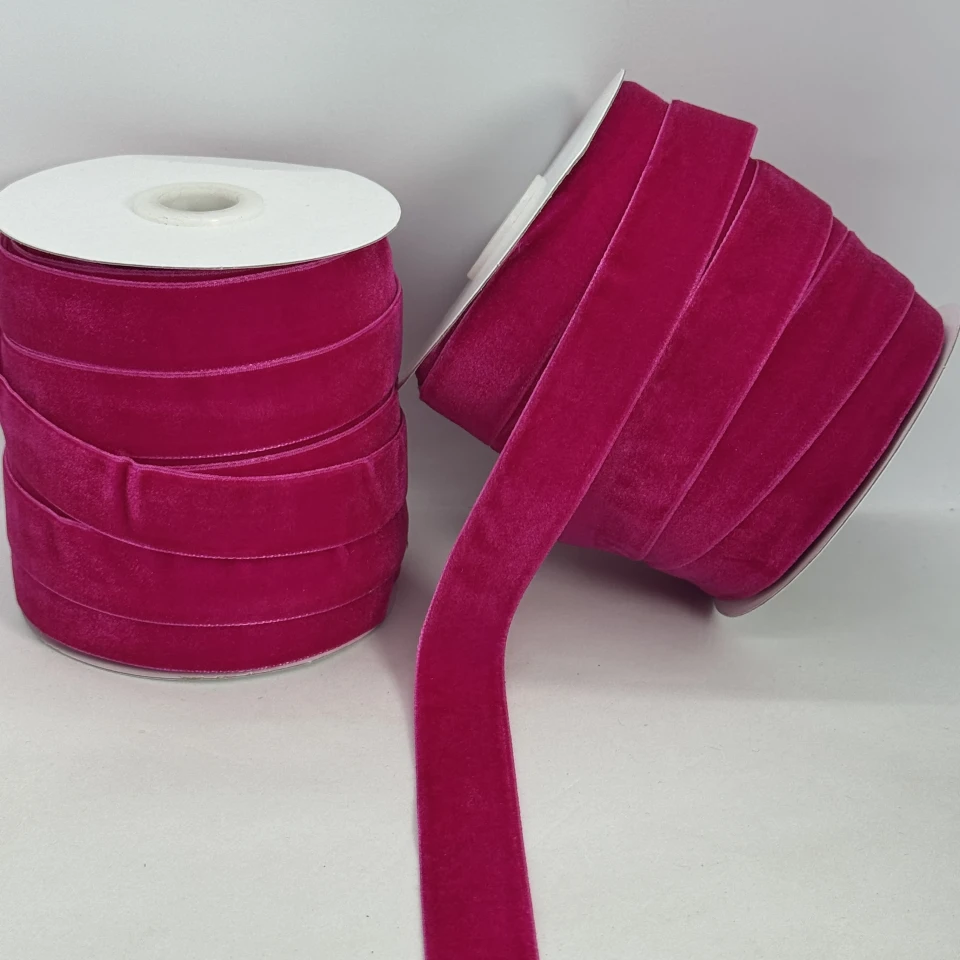 Стрічка оксамит 2 см (25 ярдів/22,75 м.), 29 темний малиновий