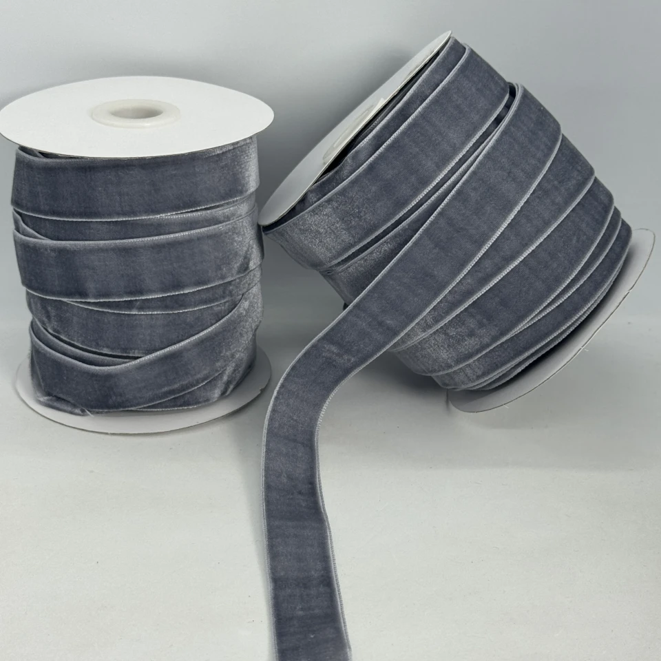 Стрічка оксамит 2 см (25 ярдів/22,75 м.), 89 сірий