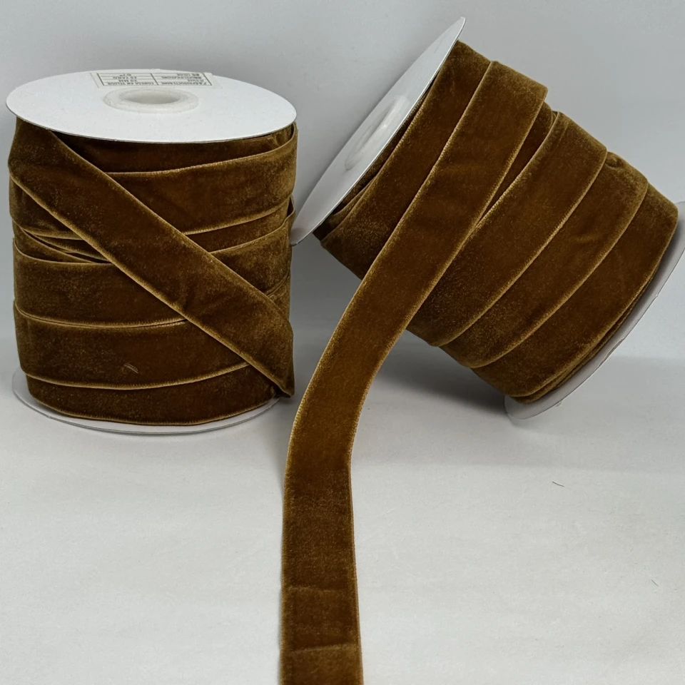 Стрічка оксамит 2 см (25 ярдів/22,75 м.), 87 бурий