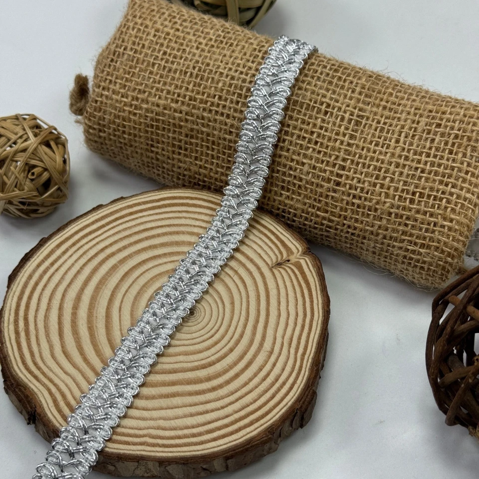 Тасьма люрекс 13-2333 (20 ярдів/18,28 м.), срібло