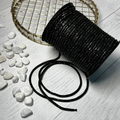 Стразовий шнур 3.5 мм 6 рядів (50 м), чорний