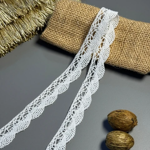 Мереживо макраме 6531 2,5 см.(200 ярдів/182,8 м.), білий