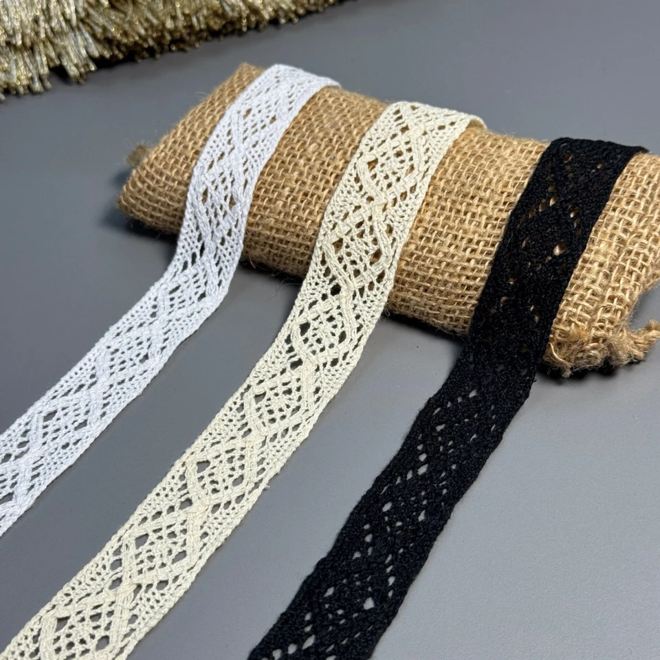 Мереживо макраме А6239 3 см (100 ярдів/91,4 м), білий