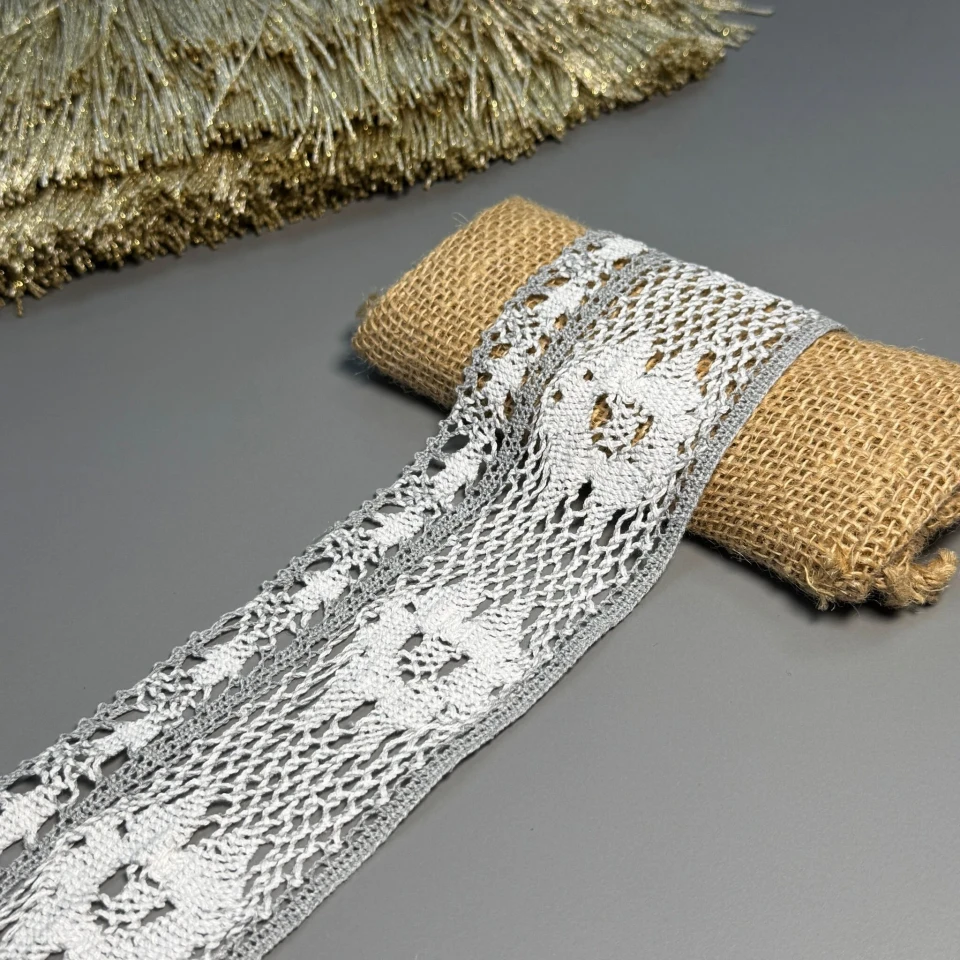 Мереживо макраме 8609 8 см (100 ярдів/91,4 м.), сірий+білий