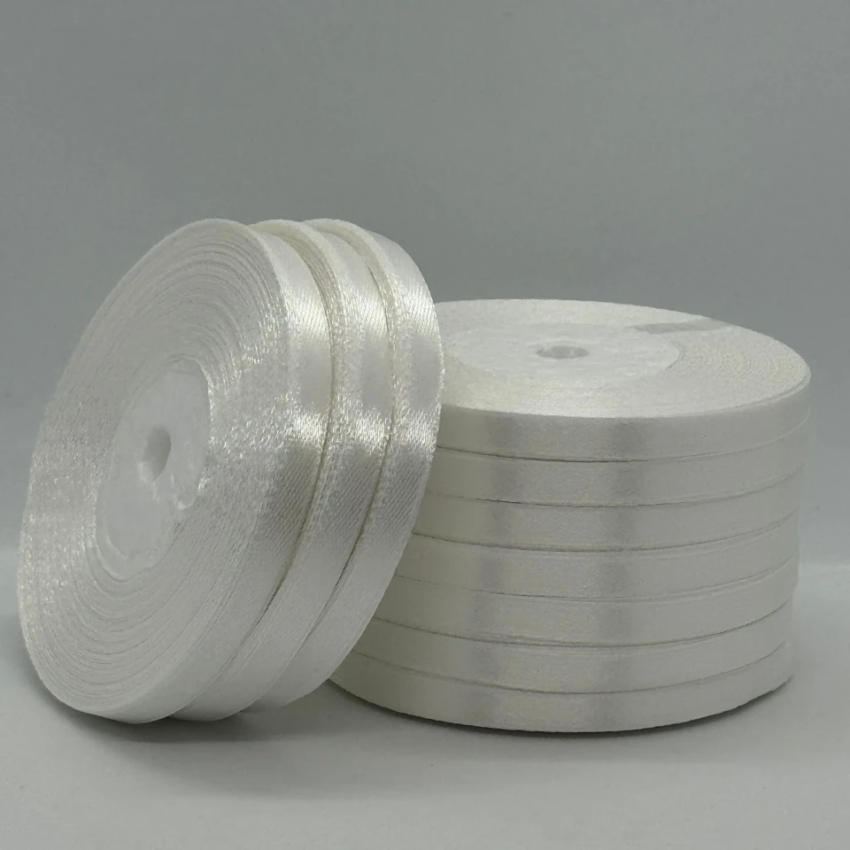 Стрічка атласна 0.6 см (10*36 ярдів), світлий молочний