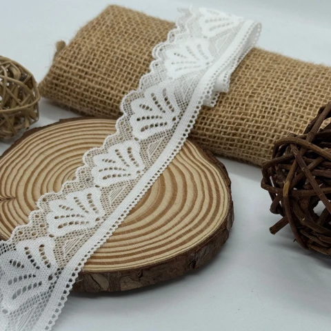 Мереживо стрейч 84058 (578 ярдів), білий