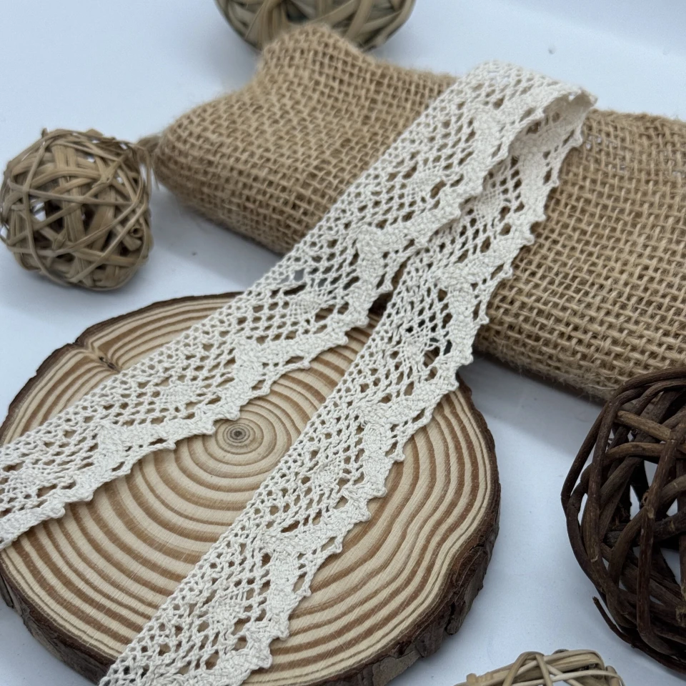 Мереживо макраме 8467 2,5 см (200 ярдів/182,8 м.), бежевий