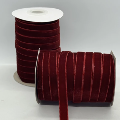 Стрічка оксамит 1 см (25 ярдів/22,75 м.), 43 бордовий
