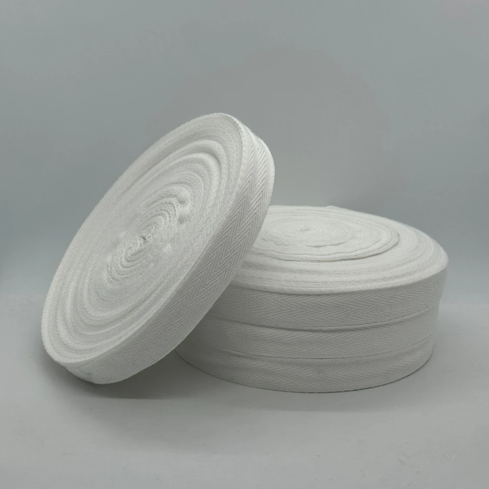 Стрічка кіпер 2 см (20) (40м.), 2001 молочний