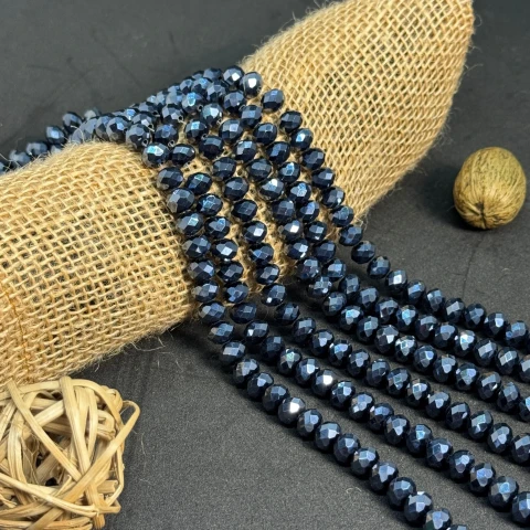 Хрусталь на нитці 8 мм (10*63 шт.), М095