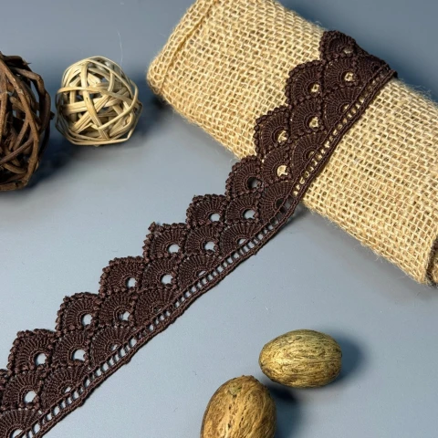 Мереживо поліестер 2 4 см.(19.7 метрів), коричневий (19.7 метрів)