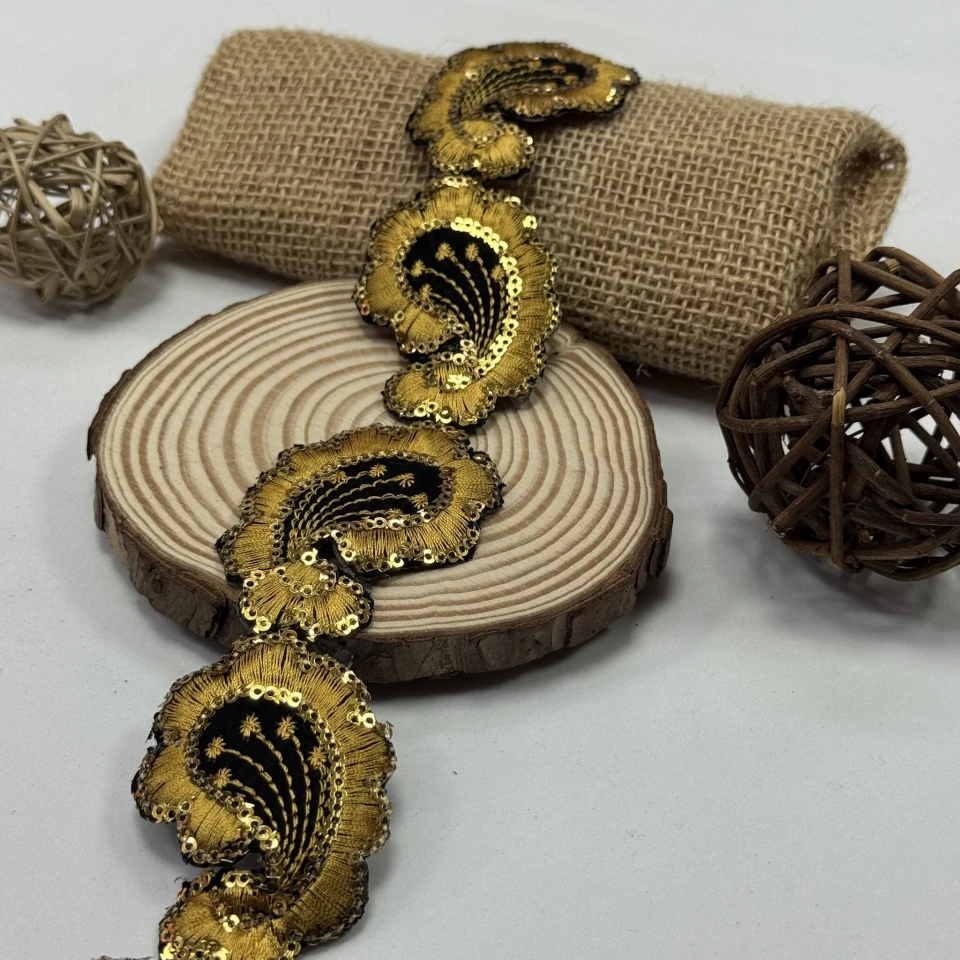 Тасьма клейова люрекс 7107 (4.8 м), золото