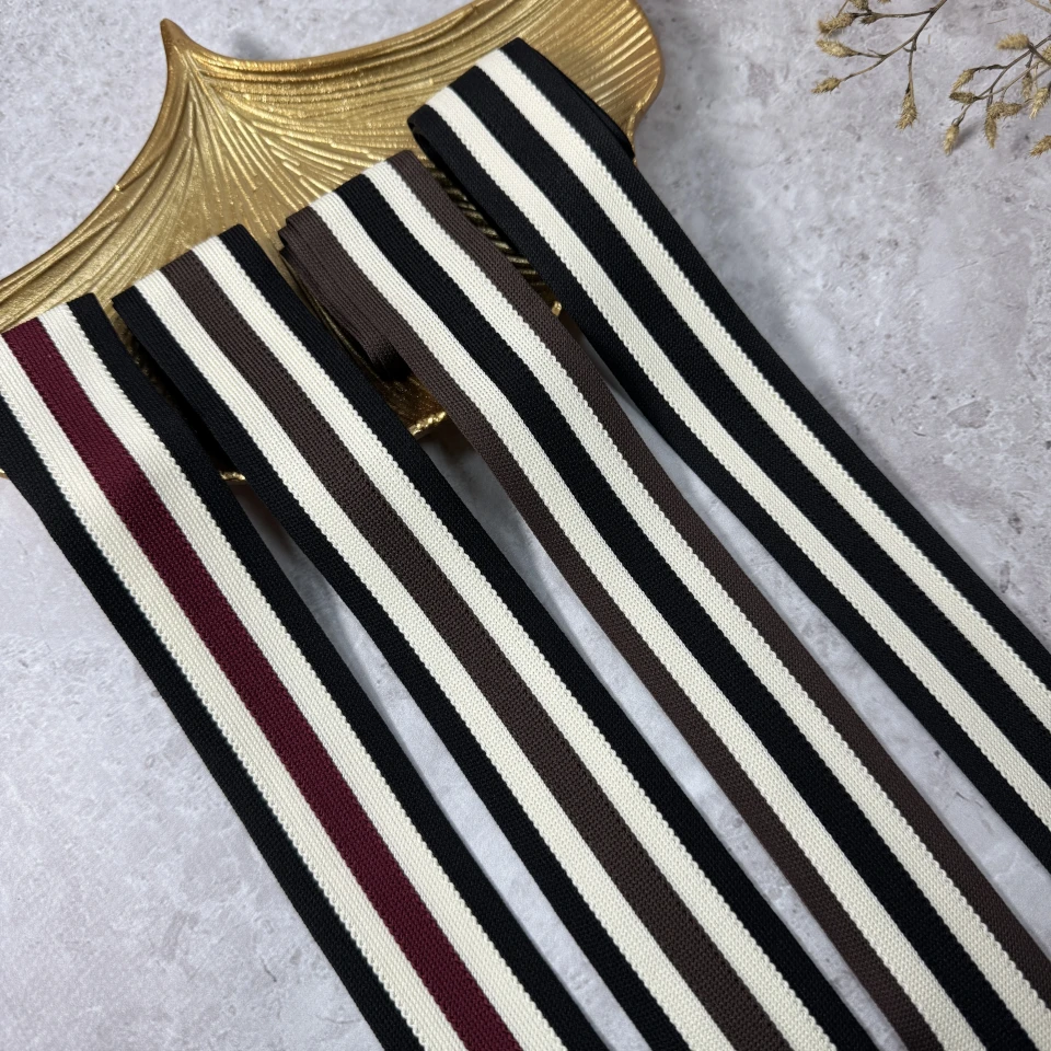 Лампас трикотажный 4 см «5 линий»(50 м), чёрный+чёрный