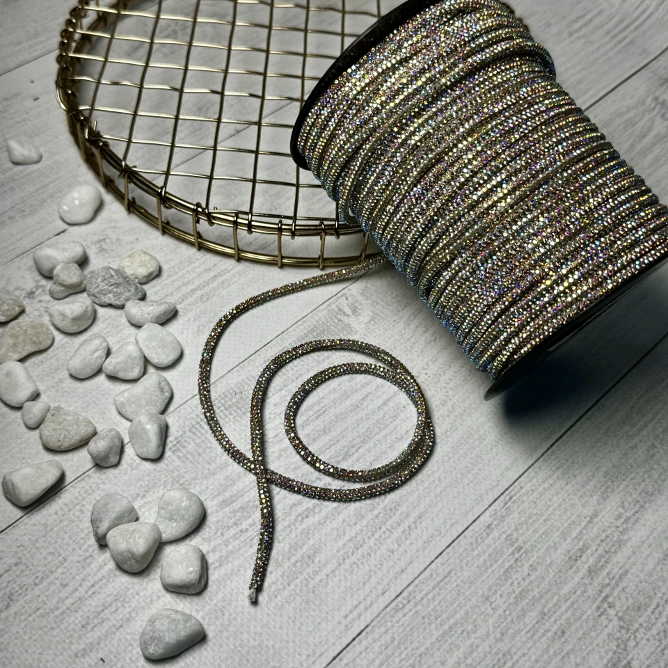 Стразовий шнур 3.5 мм 6 рядів (50 м), прозорий АВ