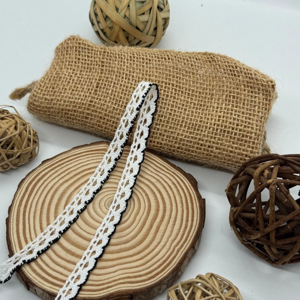 Мереживо макраме 6264 1 см.(400 ярдів/365,7 м.), чорний+білий