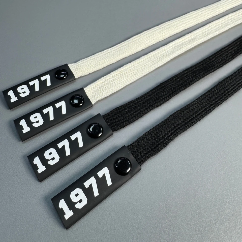 Шнурок в штани 1977 (140 см), чорний