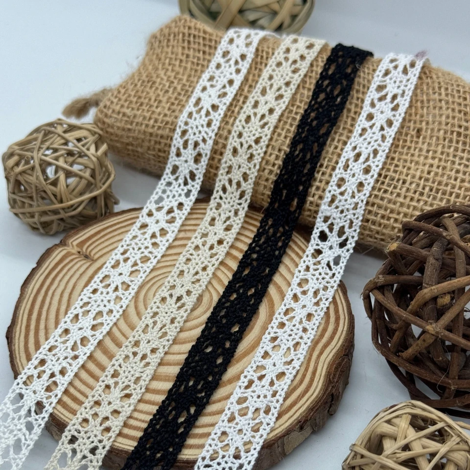 Мереживо макраме 8456 1,5 см (300 ярдів/274,3 м.), білий