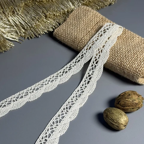 Мереживо макраме 5061 2,3 см (300 ярд/273 м.), бежевий