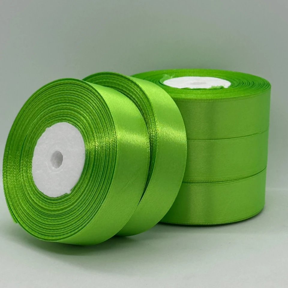 Стрічка атласна 2.5 см (5*36 ярдів), 137 зелена весна