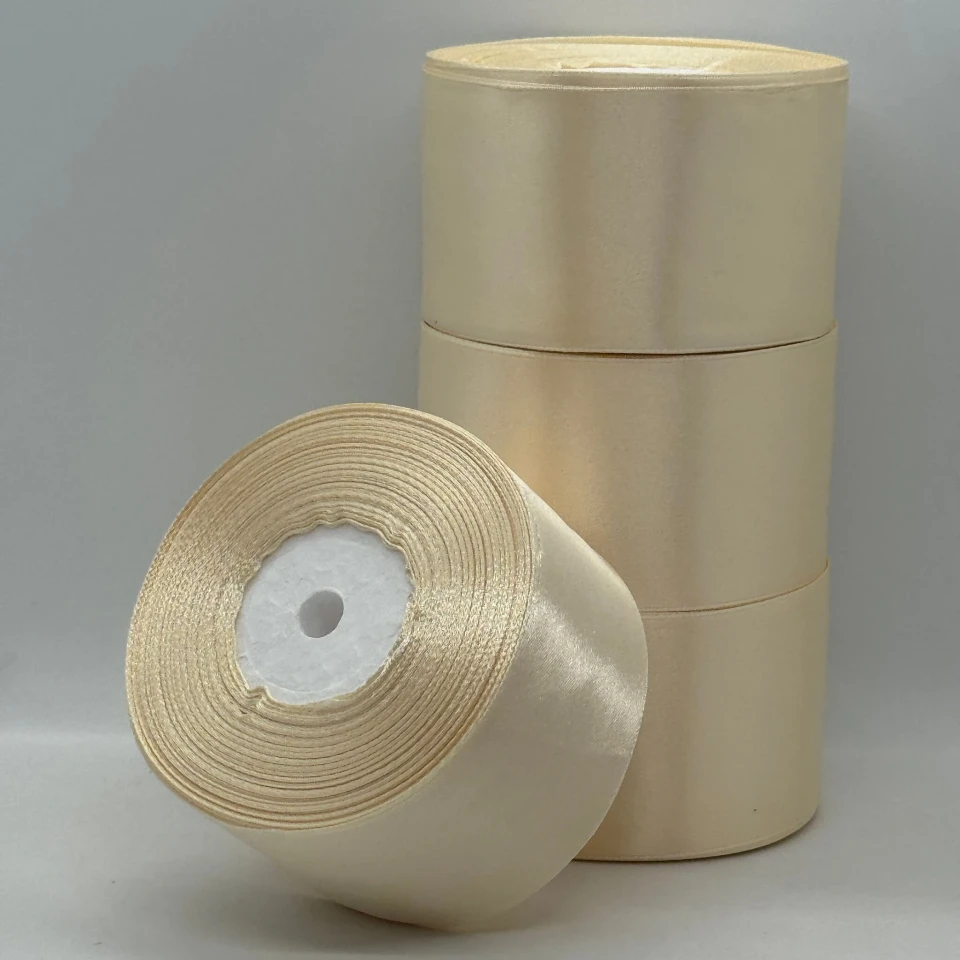 Стрічка атласна 5 см (4*36 ярдів), 83 молочний