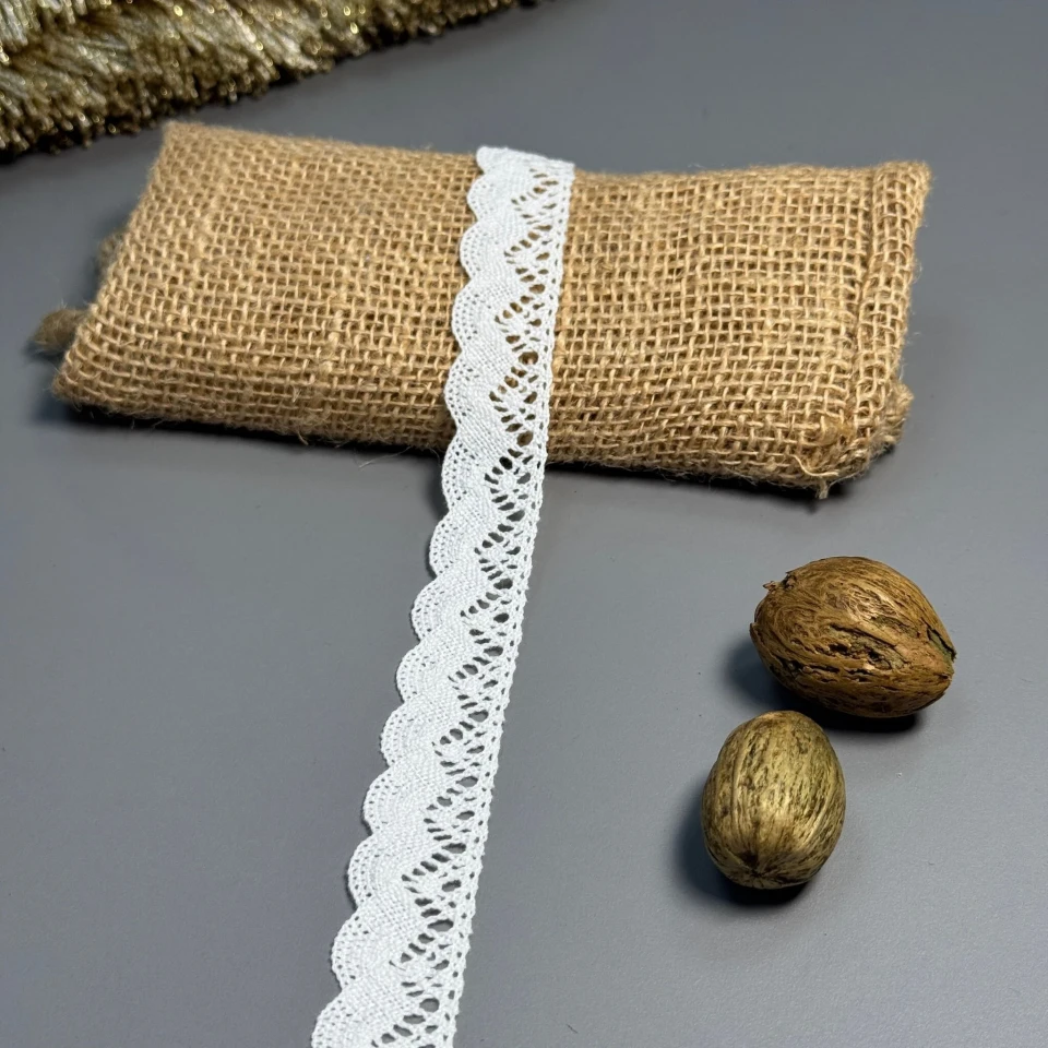 Мереживо макраме 11-5 2 см.(200 ярдів/182,8 м.), молочний