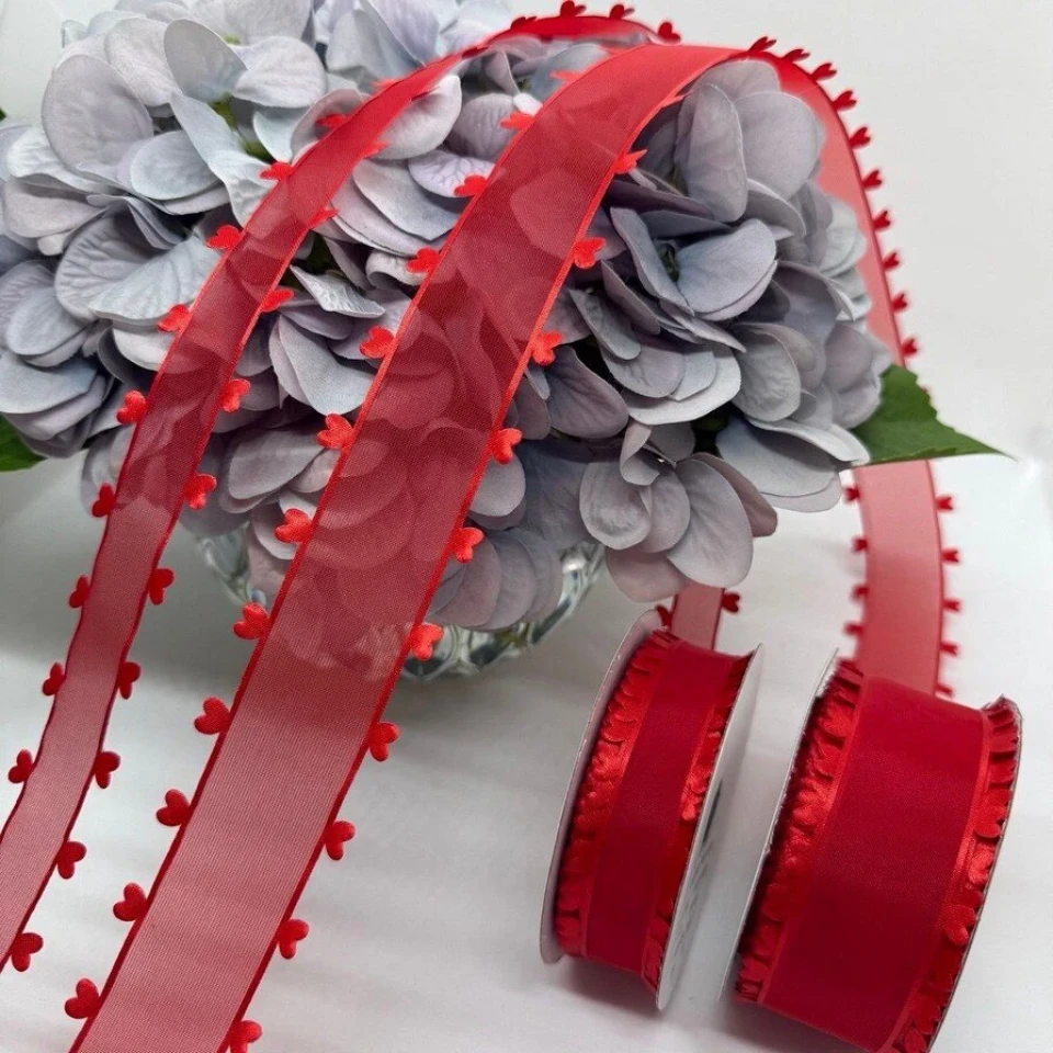 Стрічка декоративна з сердечками 4 см (5*20 ярдів/18,28 м.), червоний