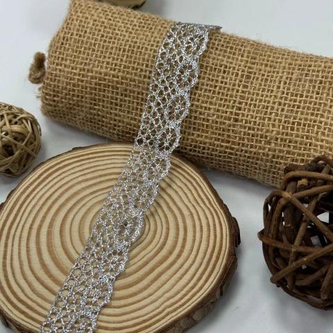 Тасьма люрекс 13-10453 (20 ярдів/18,28 м.), срібло