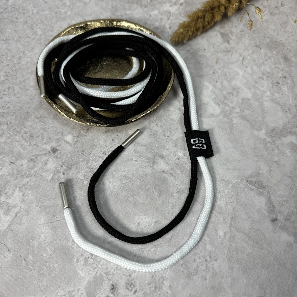 Шнурок в штаны круглый двойной (140 см), чёрный+белый