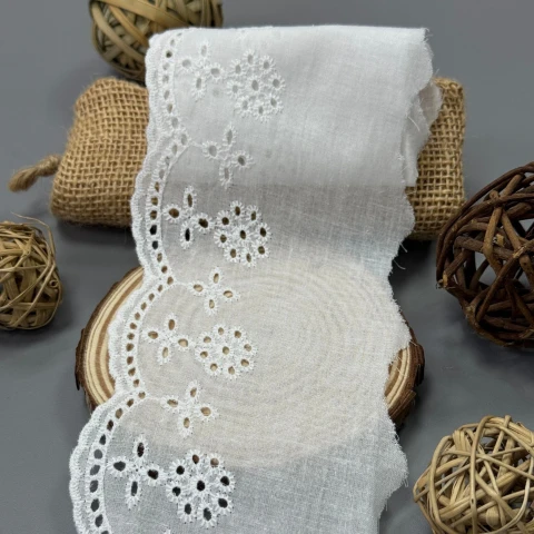 Мереживо прошва 8130 10,5 см.(150 ярдів/137,1 м.), Білий