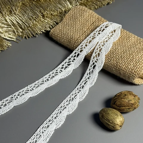 Мереживо макраме 5061 2,3 см (300 ярд/273 м.), білий