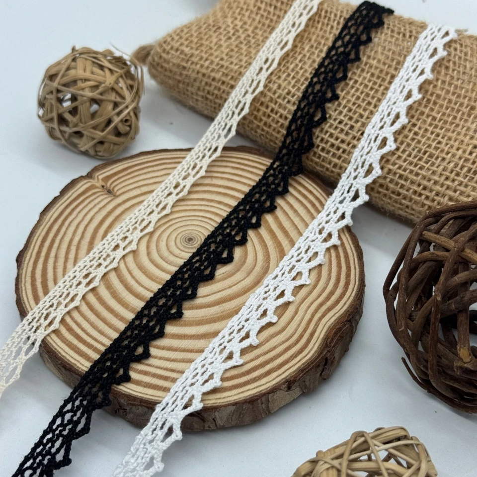 Мереживо макраме 8088 1 см.(300 ярдів/274,3 м.), білий