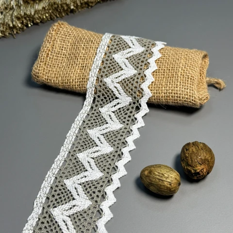 Мереживо макраме А 6442 6 см (100 ярдів/91,4 м), темно бежевий+білий