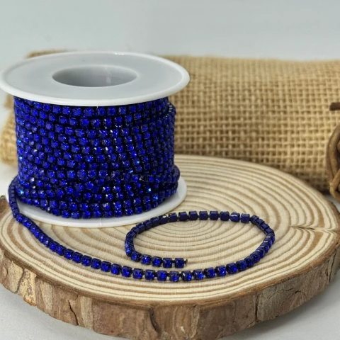 Цепи камни на бабинах ss 8 2.5 мм (10 ярдов), электрик