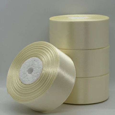 Стрічка атласна 4 см (5*36 ярдів) , 84 молочний