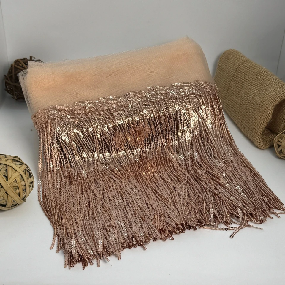 Бахрома танцювальна з паєткою 20 см (10 ярдів/9,14 м.), 4 світлий бежевий