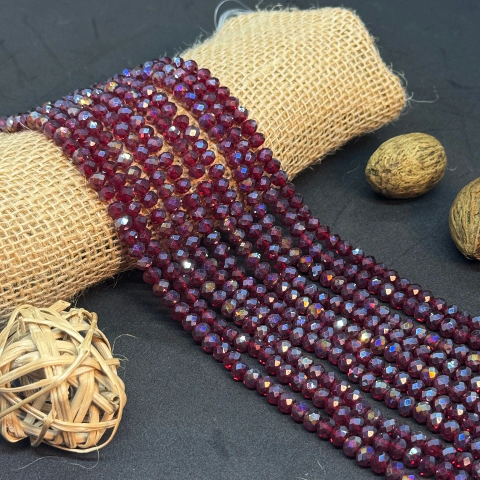 Хрусталь на нитці 6 мм (10*83 шт.), М135 бордовий