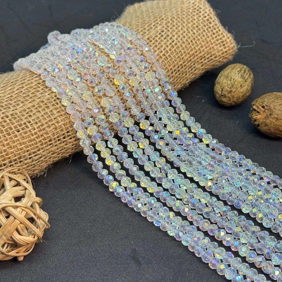 Хрусталь на нитці 6 мм (10*83 шт.), М092 білий перламутр