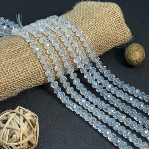 Хрусталь на нитці 8 мм (10*63 шт.), М121 прозорий АВ