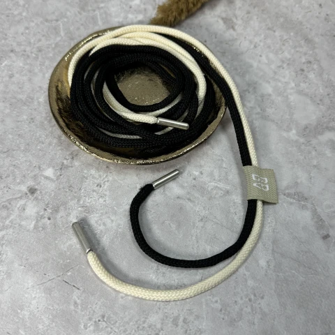 Шнурок в штаны круглый двойной (140 см), молочный+чёрный