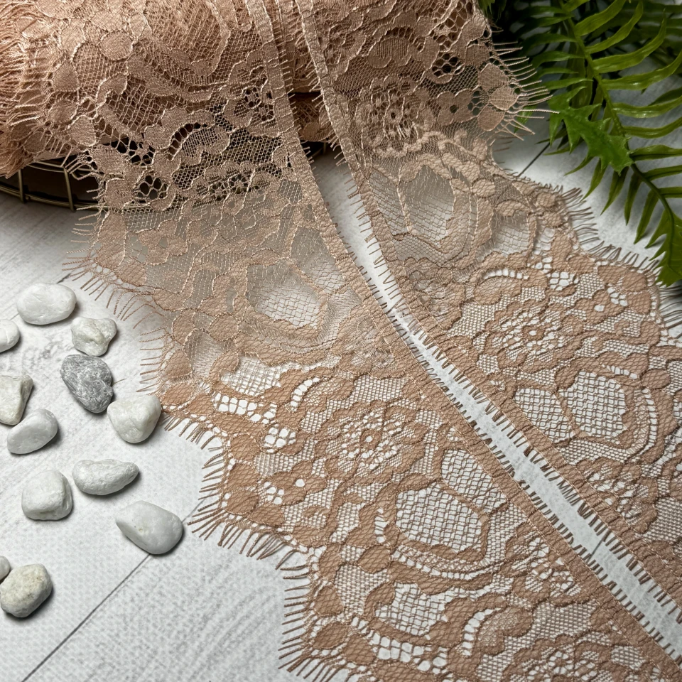 Мереживо французьке J73174  10 см. (20*3 м.), пудровий